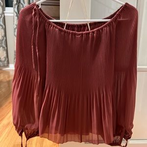 Beautiful flowy long sleeve blouse from Aritzia